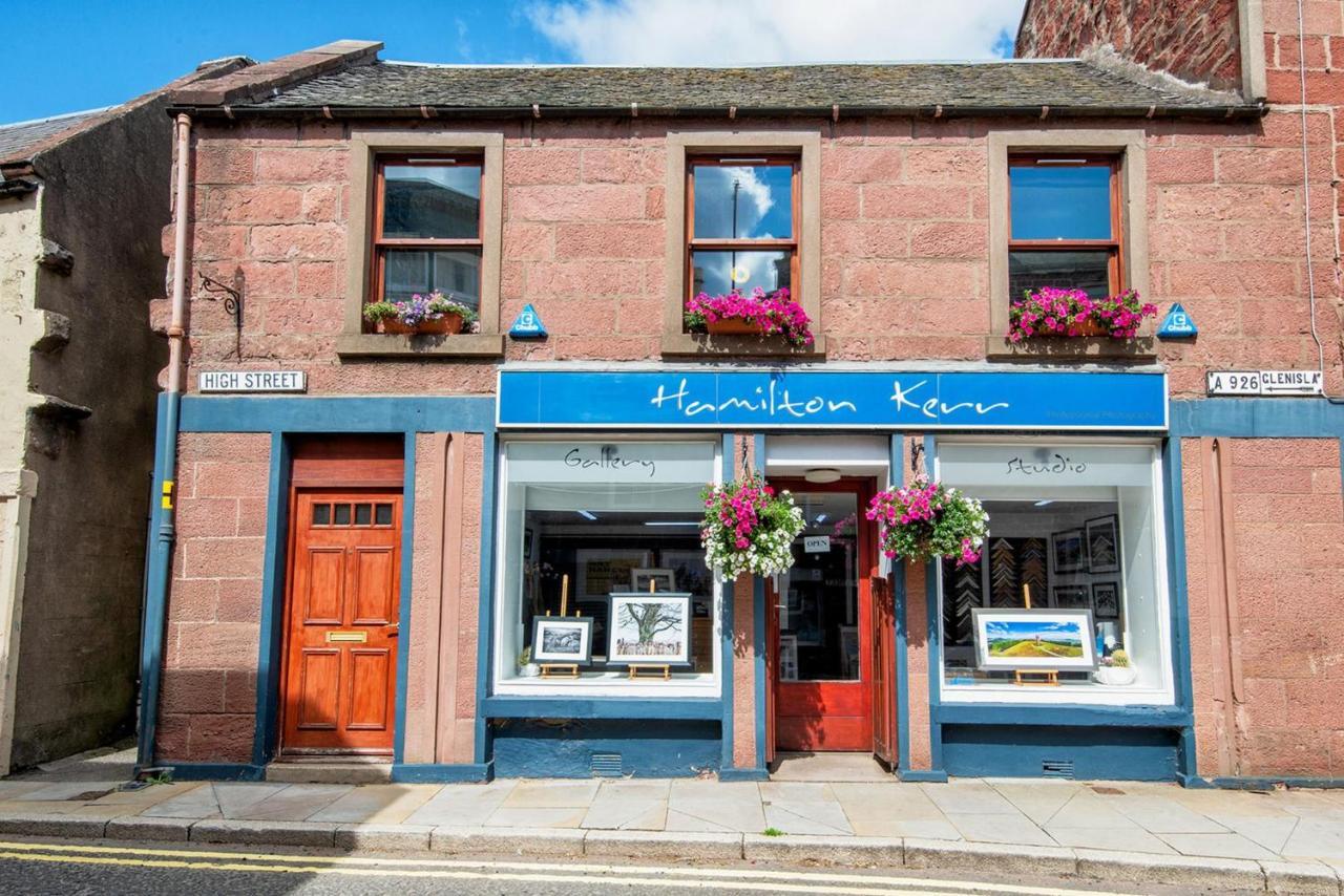 Unique 2 Bedroom In Flat Kirriemuir - Scotland Eksteriør bilde