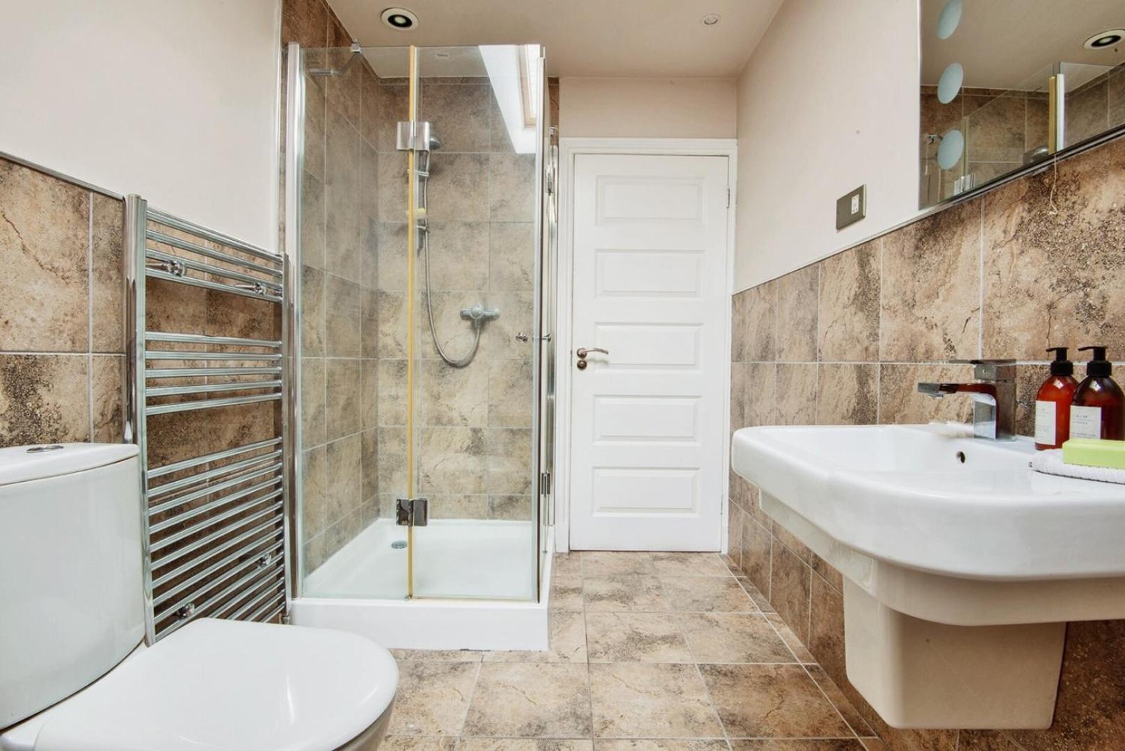 Unique 2 Bedroom In Flat Kirriemuir - Scotland Eksteriør bilde